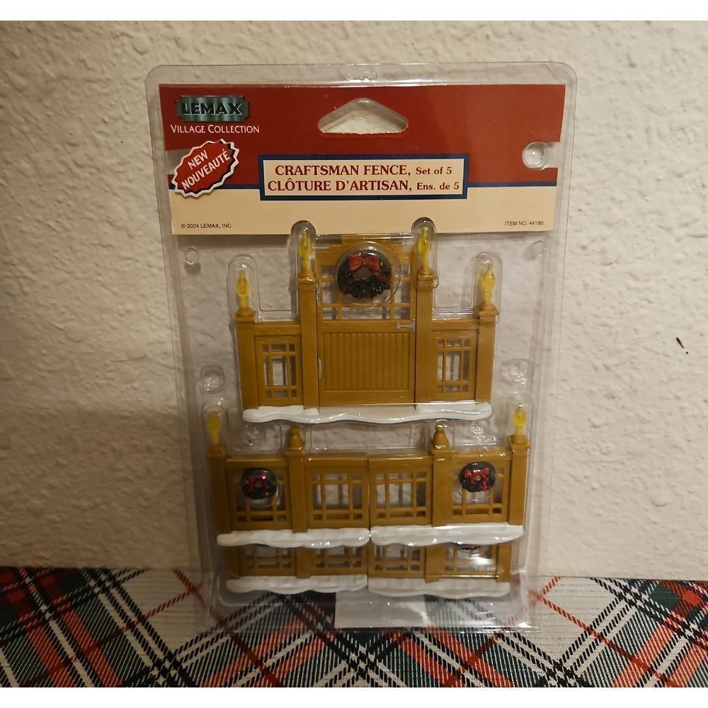 Lemax Craftsman Fence Mini Figurine Set Holiday Village Accessory